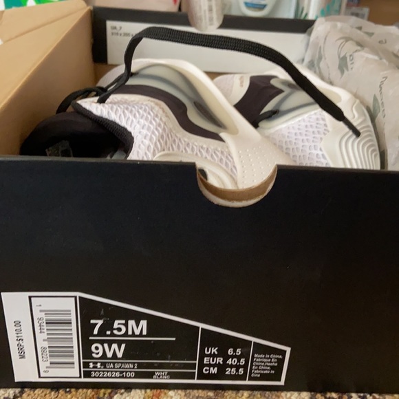 Under Armour Spawn 2 Basketball Shoe - Picture 2 of 4